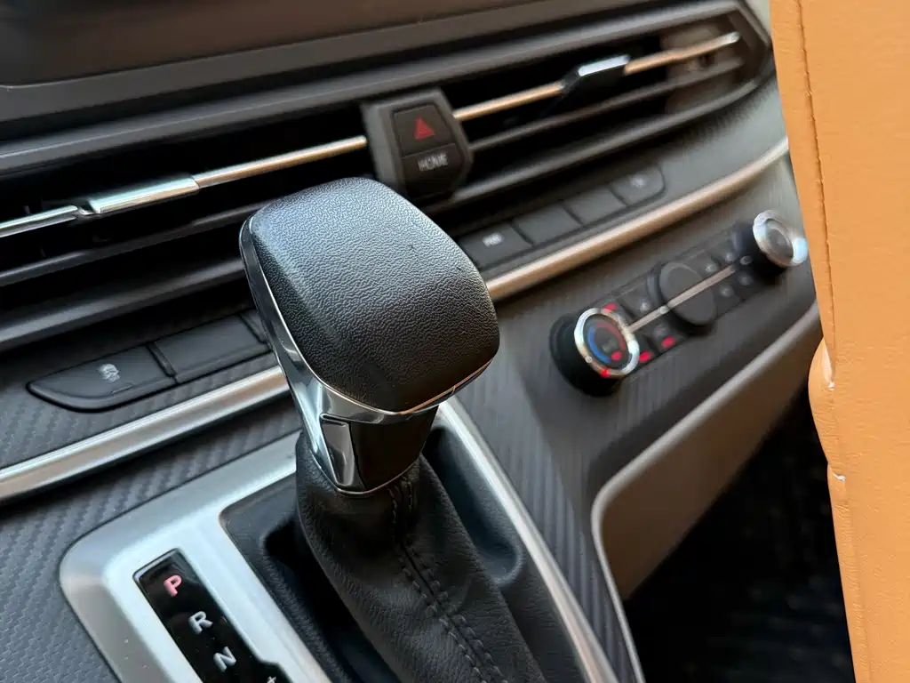 MAXUS V90 RV — миниатюра 9