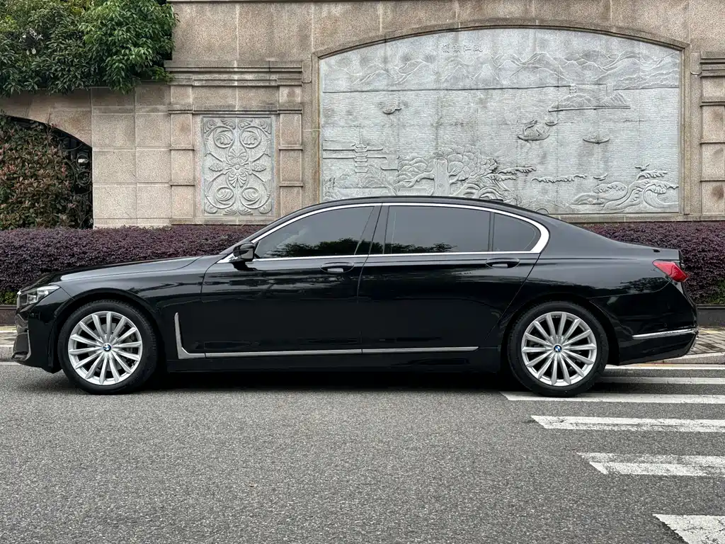 BMW 7 Series 7 2019 730Li Luxury