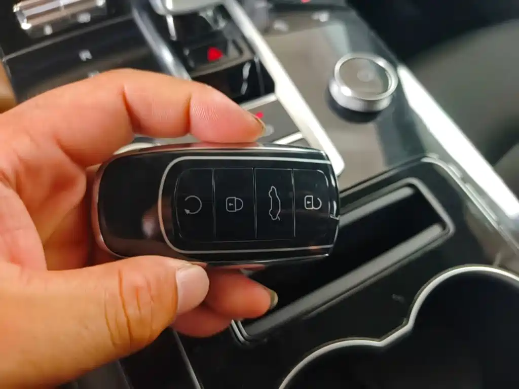 Chery Tiggo 8 — миниатюра 9