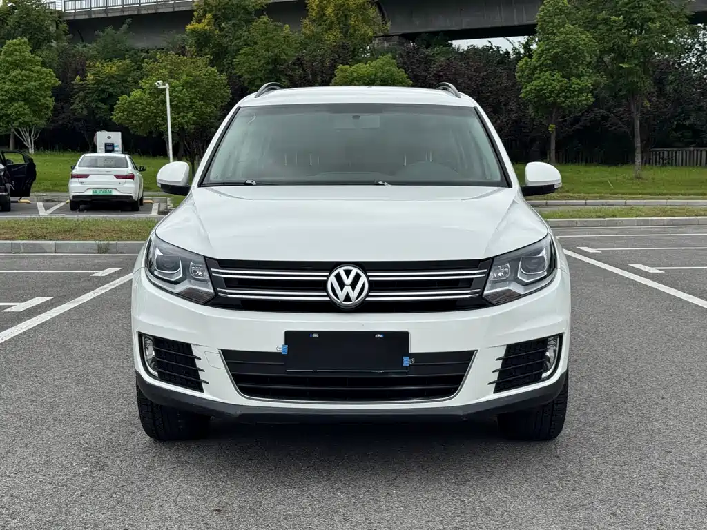 Volkswagen Tiguan — миниатюра 2
