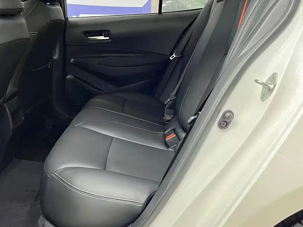 Toyota Corolla — миниатюра 12