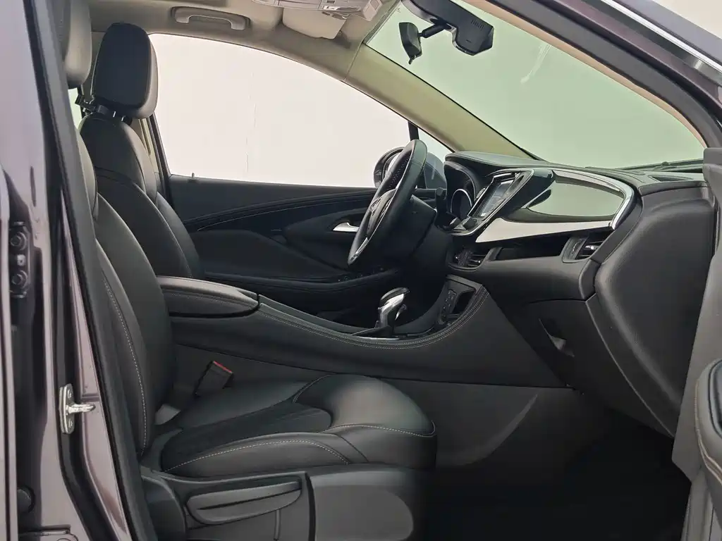 Buick Envision Plus — миниатюра 10