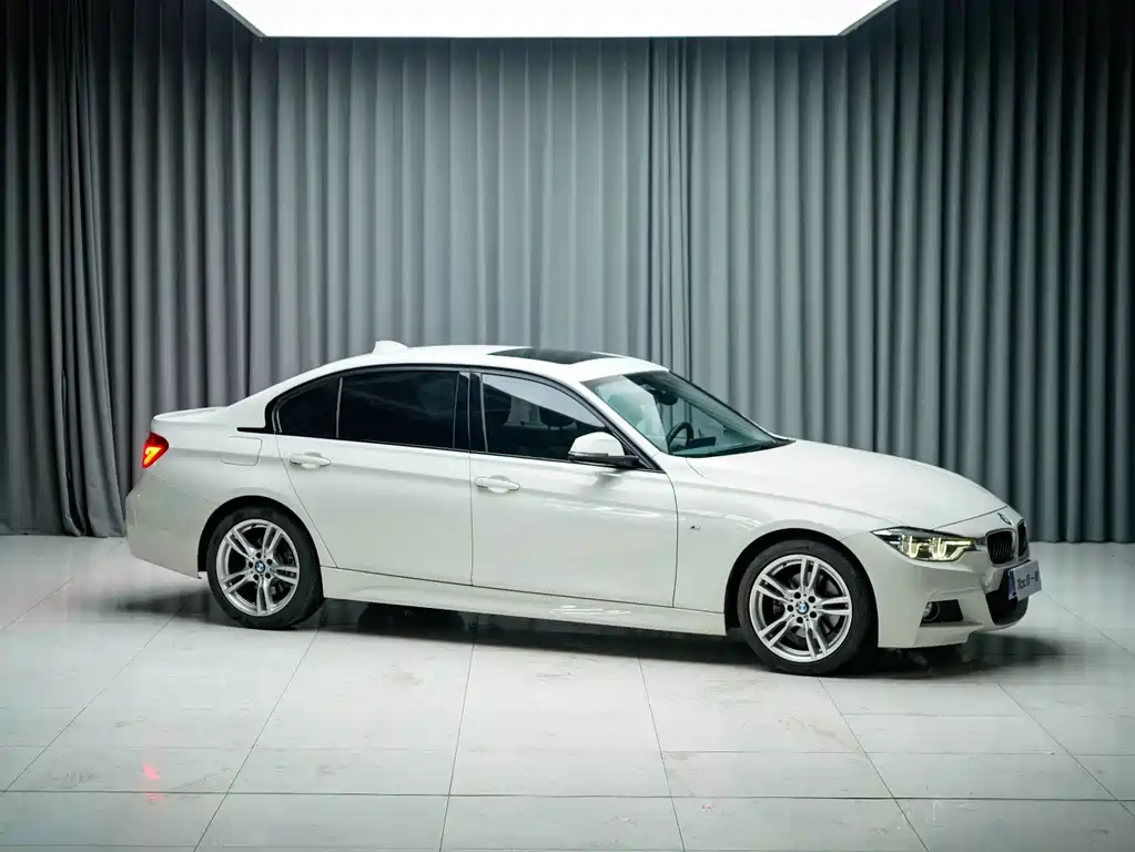 BMW 3 Series — миниатюра 3