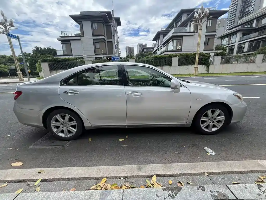 Lexus ES — фотографии объявления, Фото 19