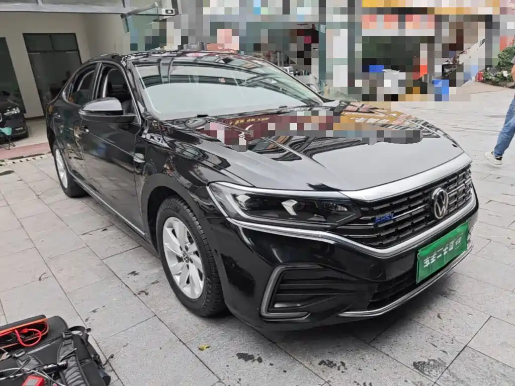 Volkswagen Passat PHEV — миниатюра 4