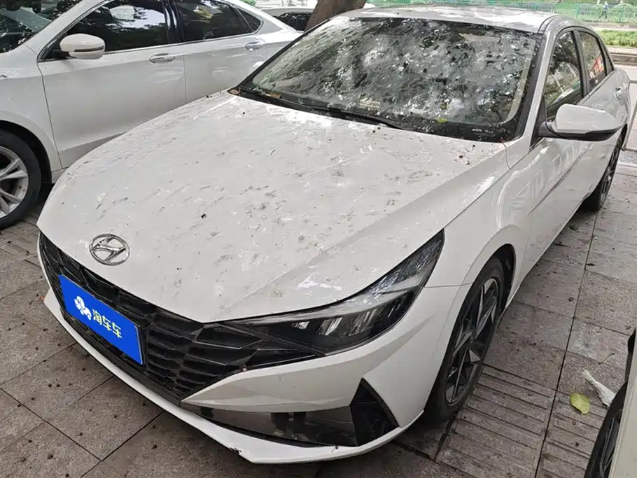Hyundai Elantra 2021