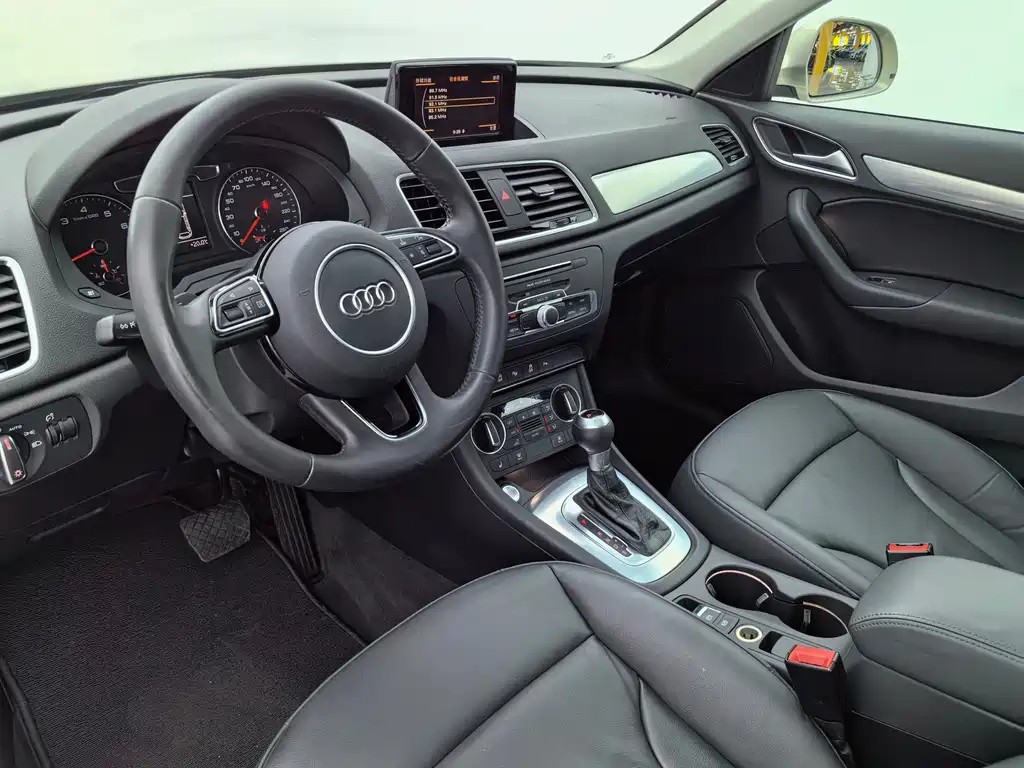 Audi Q3 — фотографии объявления, Фото 19