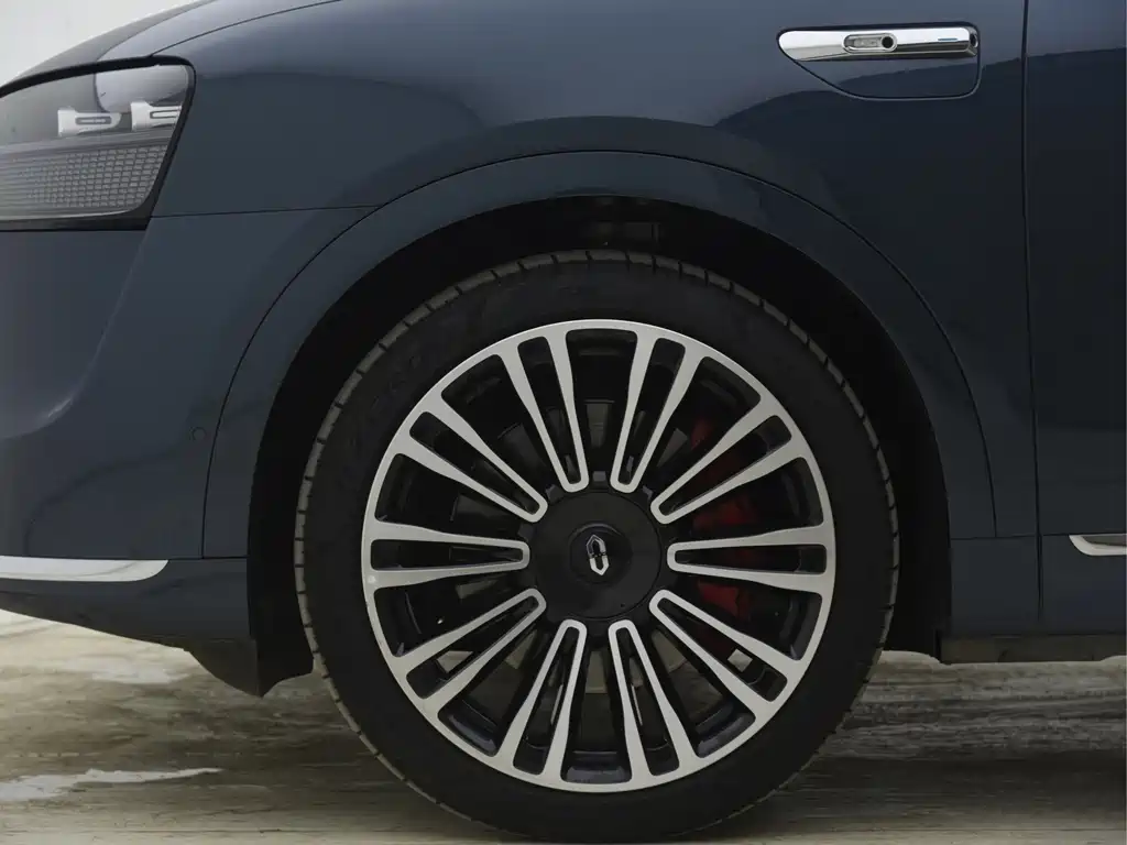 AITO ASK THE WORLD M9