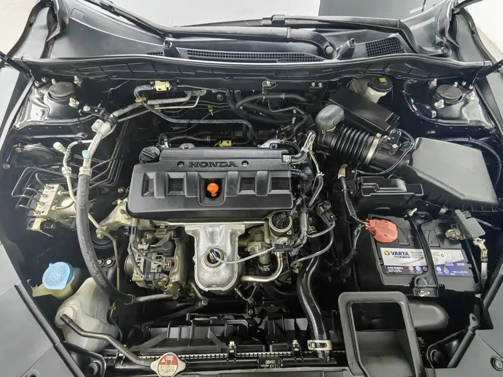 Honda Accord — миниатюра 6