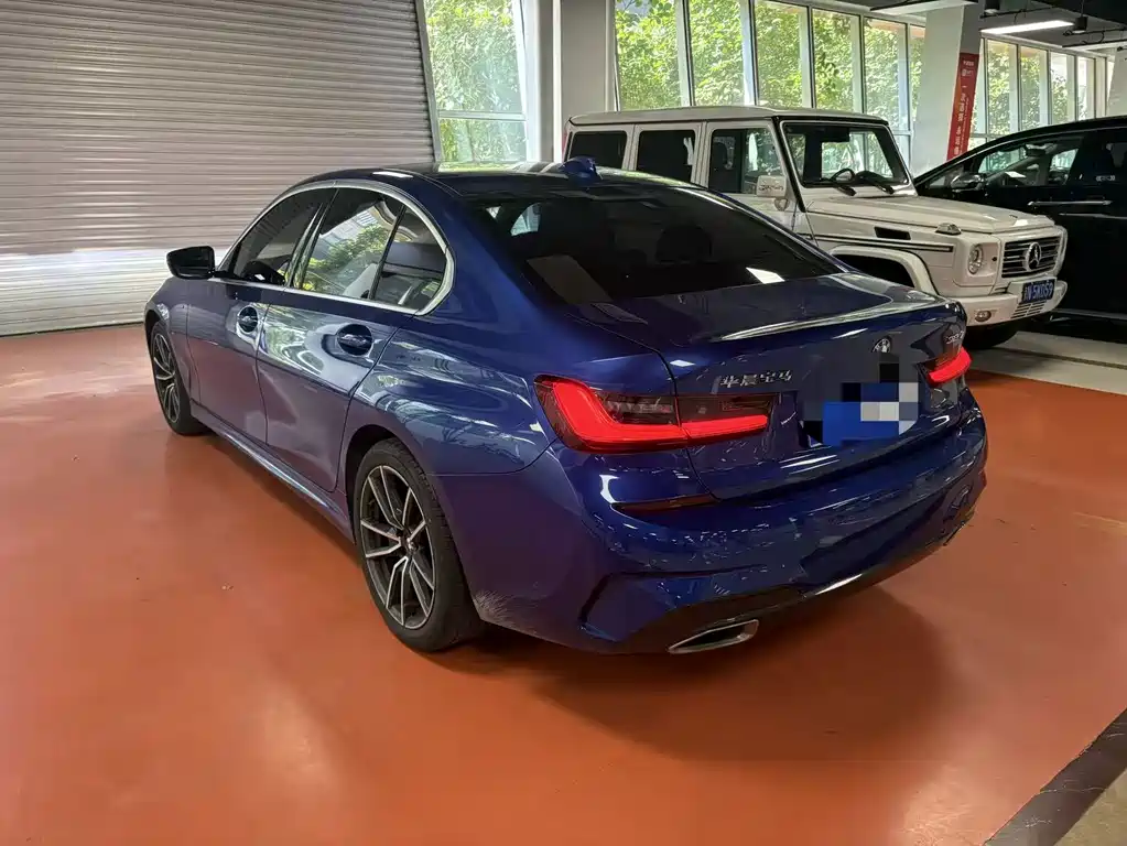 BMW 3 Series — миниатюра 9