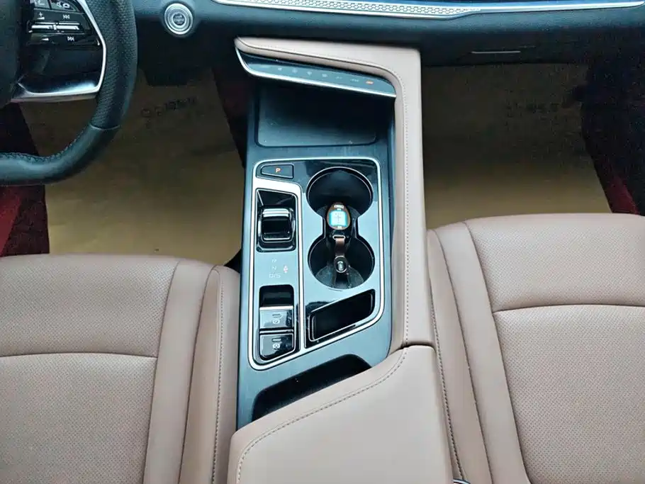 Bestune B70 — миниатюра 16