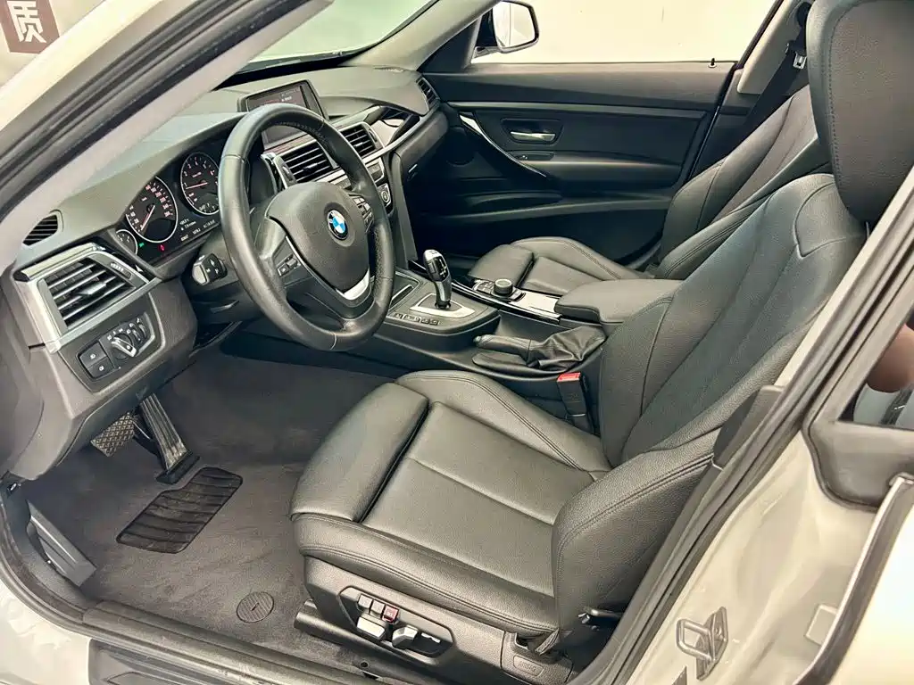 BMW 3 Series GT — миниатюра 6