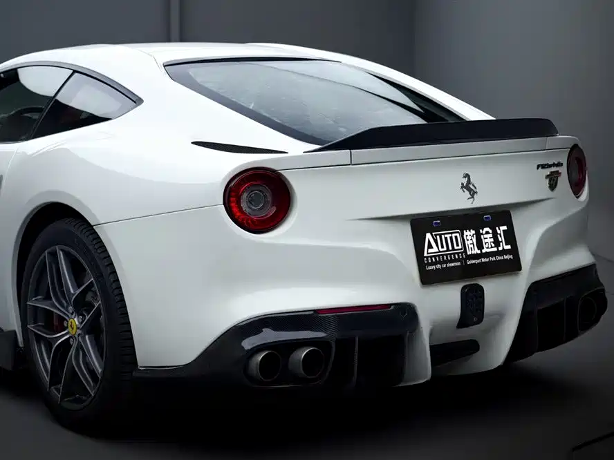 Ferrari F12berlinetta 2013 6.3L