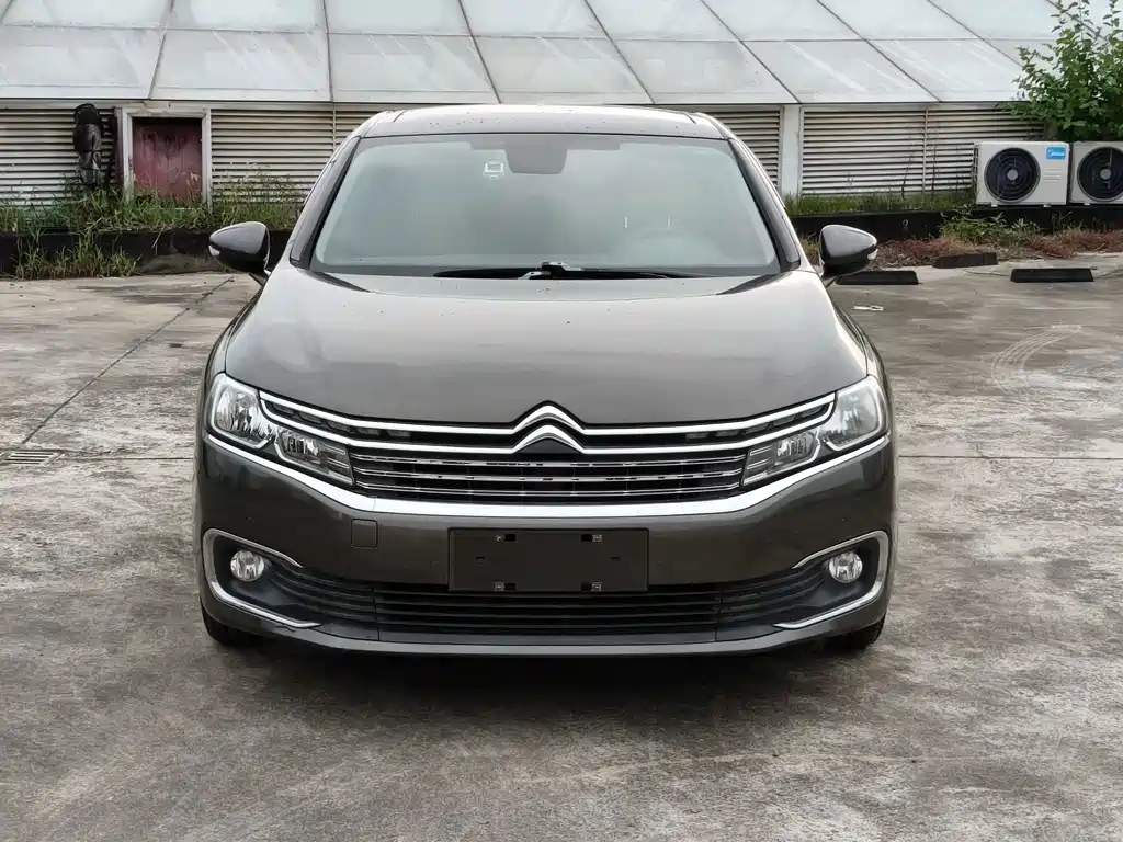 Citroen C6 — миниатюра 2