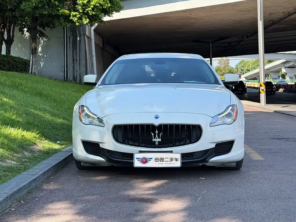 Maserati Quattroporte — миниатюра 2