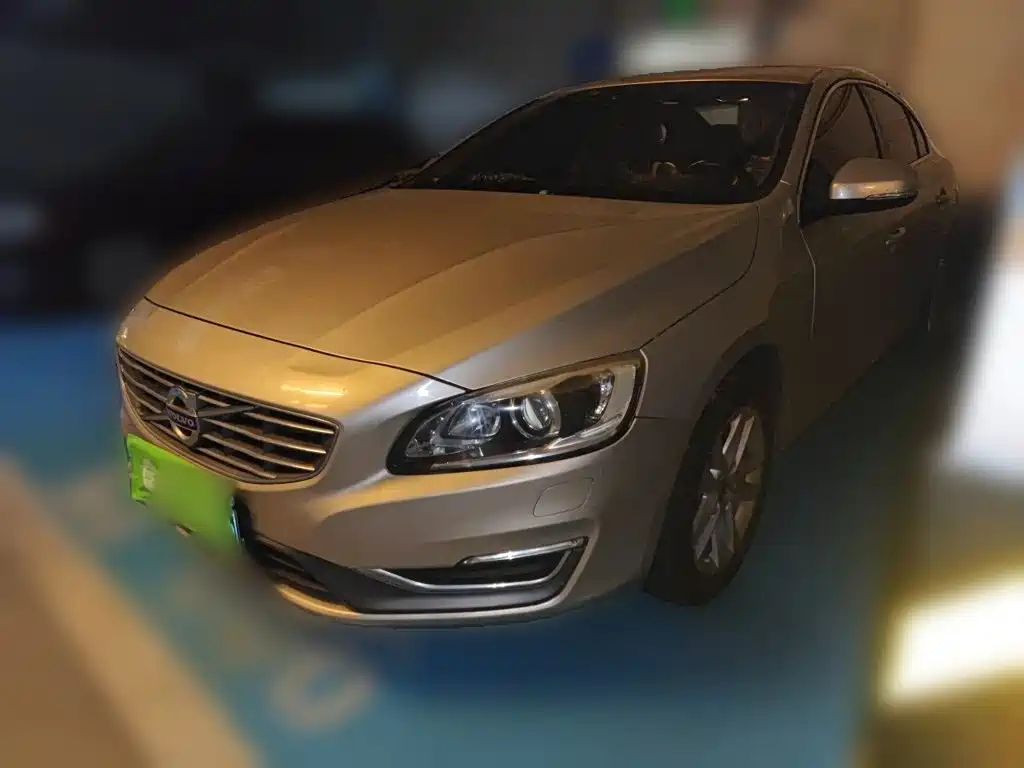 Volvo S60