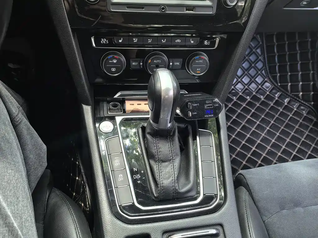 Volkswagen Magotan — миниатюра 9