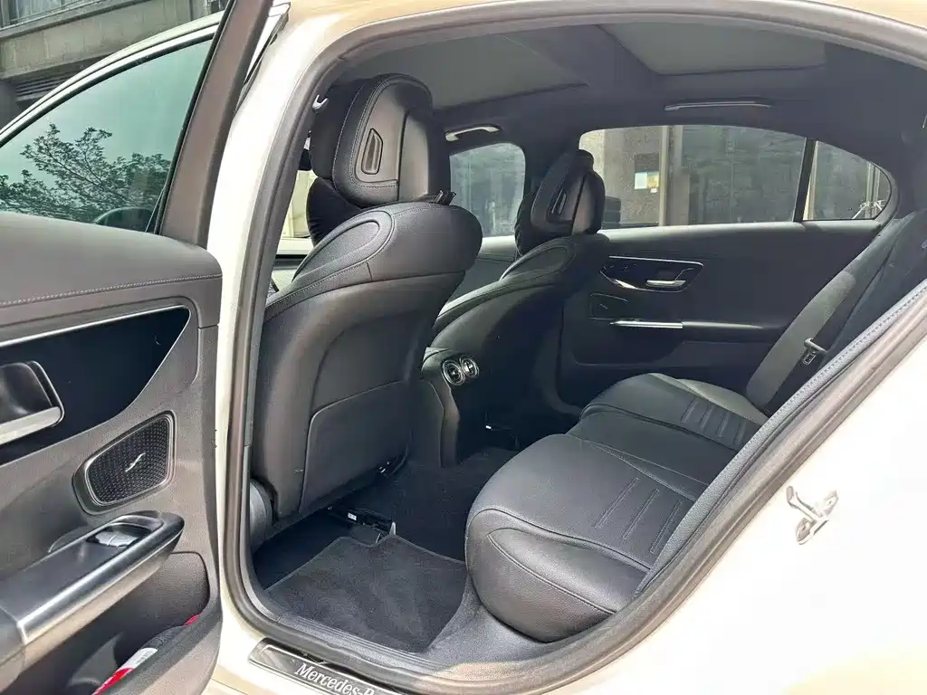 Mercedes-Benz C-Class New Energy — миниатюра 9