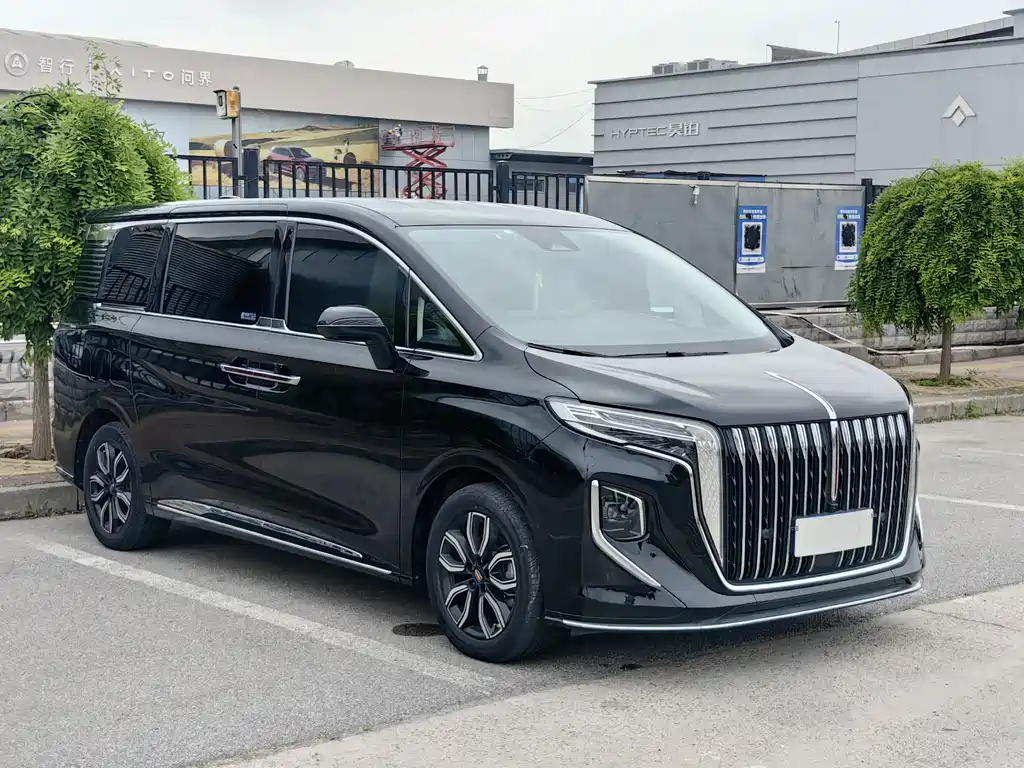 Hongqi HQ9 2023 2.0T