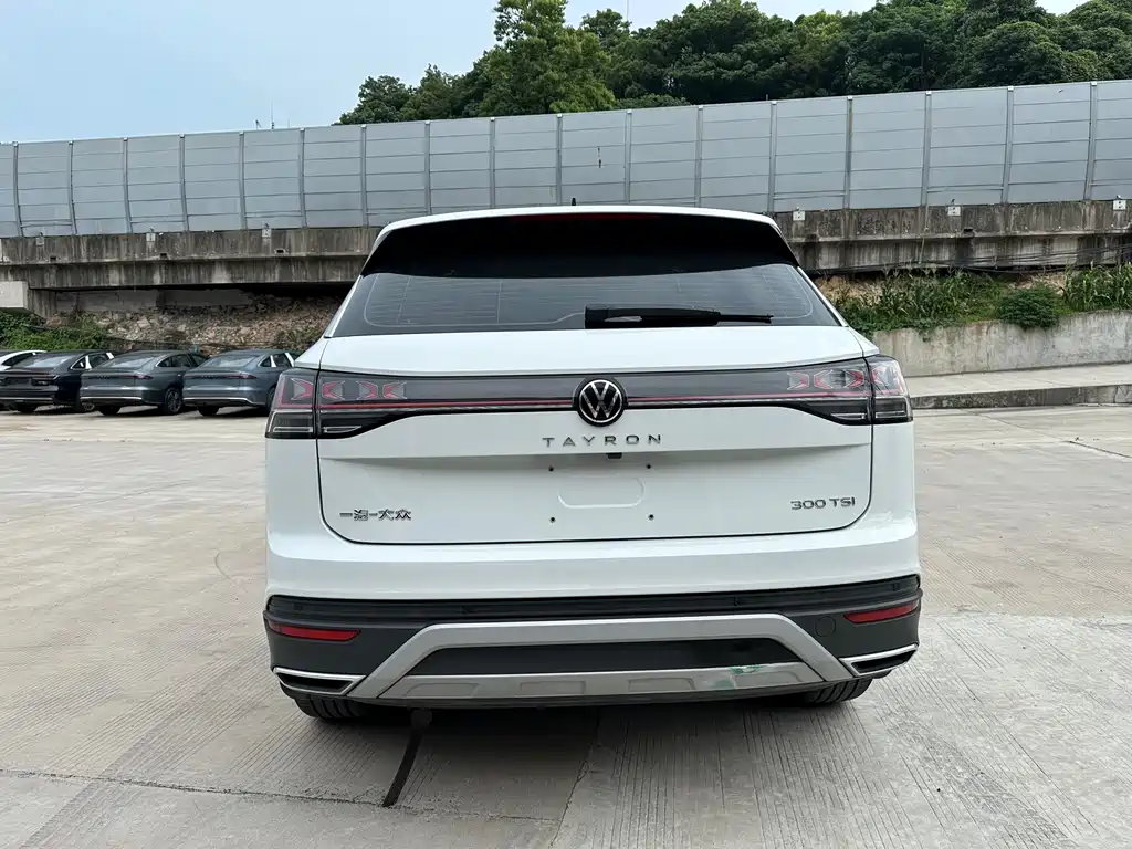 Volkswagen Tayron 2023 300TSI Luxury Plus