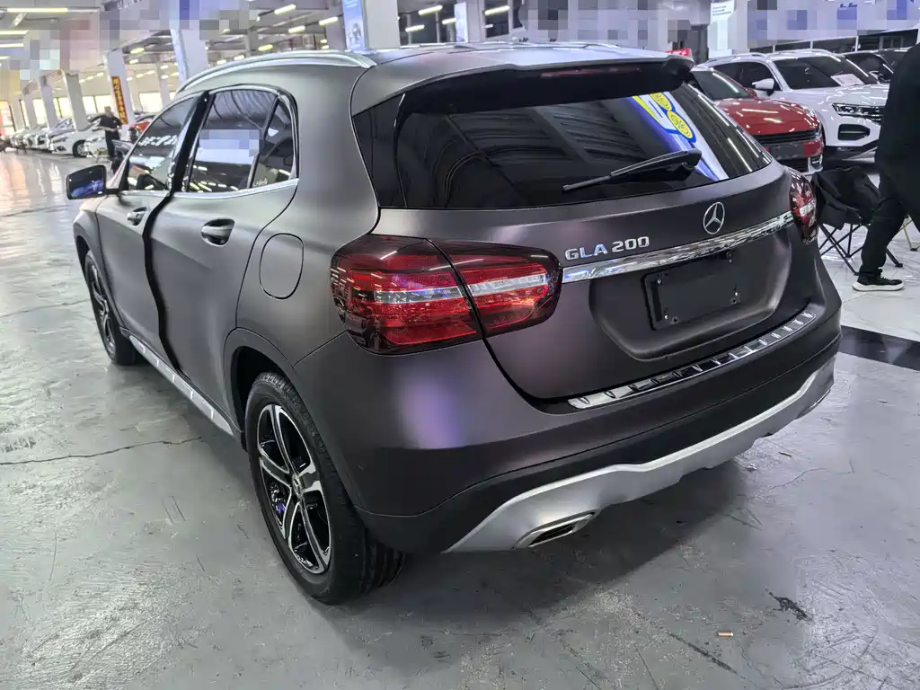 Mercedes-Benz GLA 2018 GLA 200 Fashion
