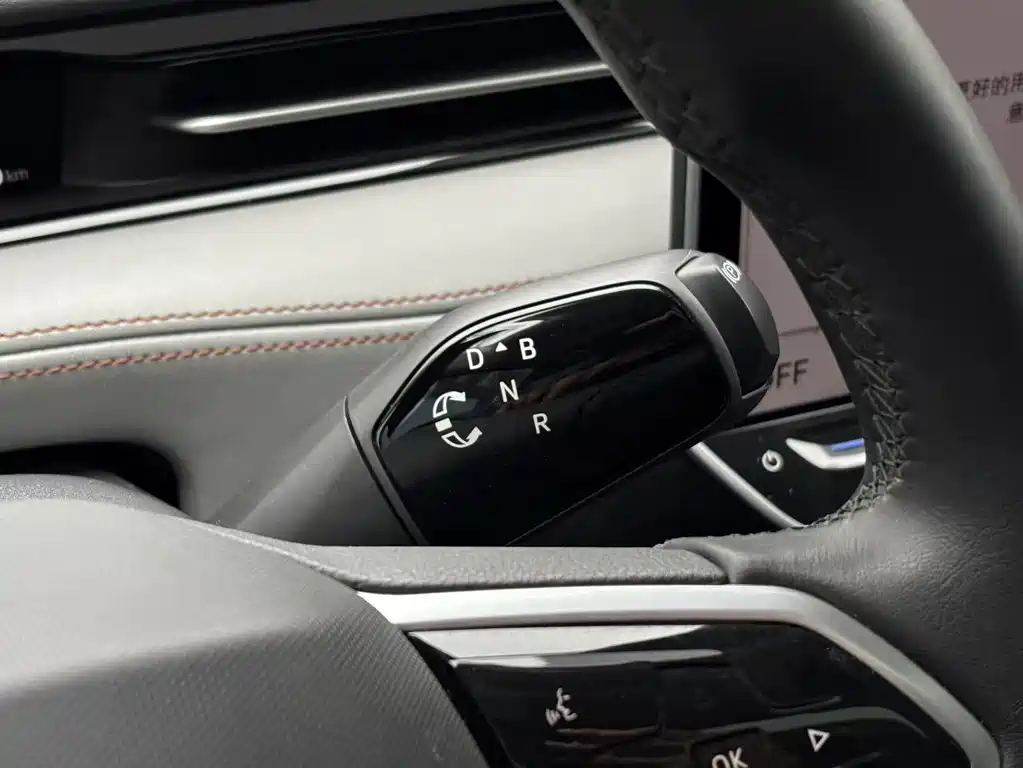 VOLKSWAGEN ID.7 VIZZION