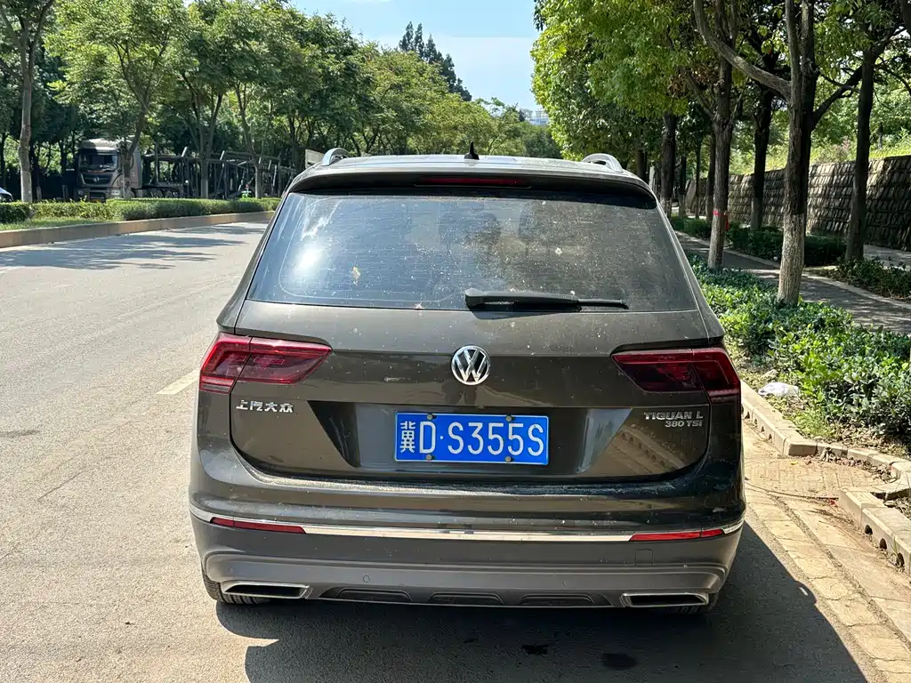 Volkswagen Tiguan L — миниатюра 5