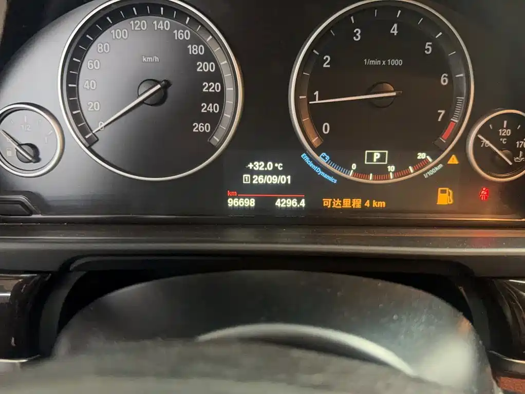 BMW 5 Series — миниатюра 4