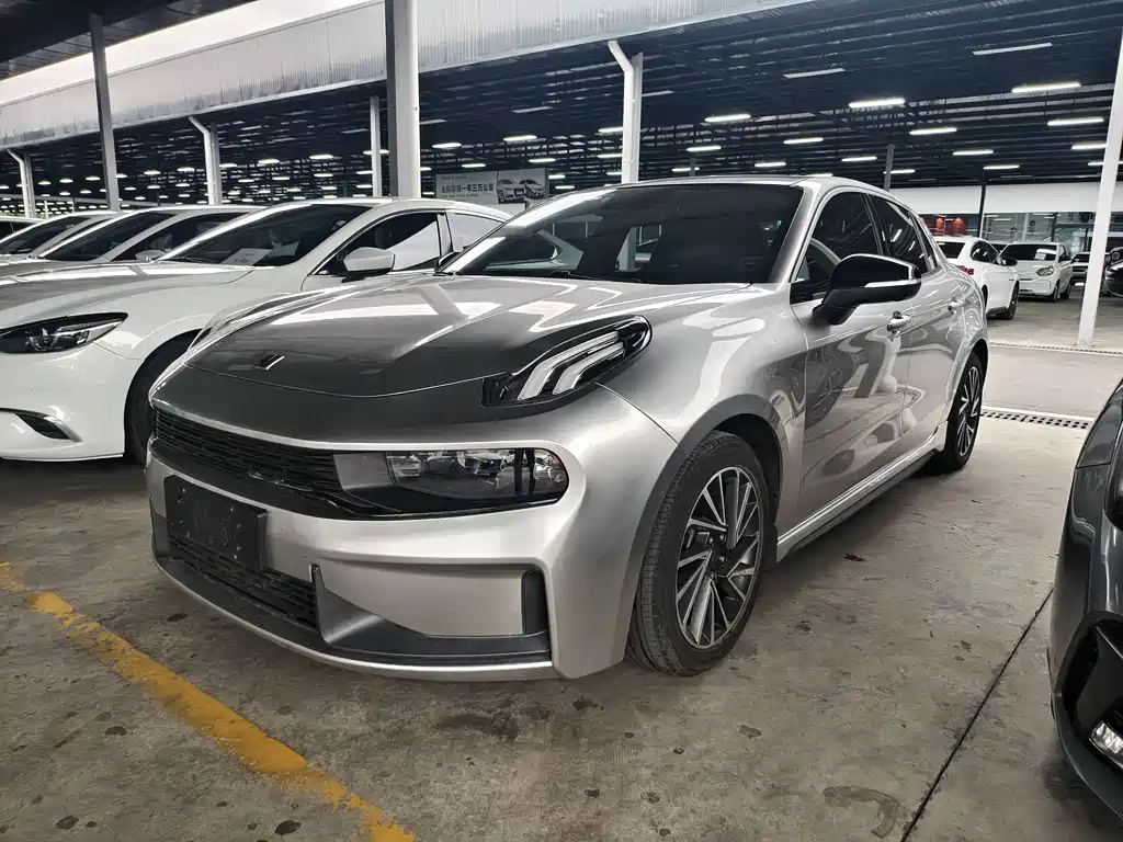 Lynk & Co 03 2022