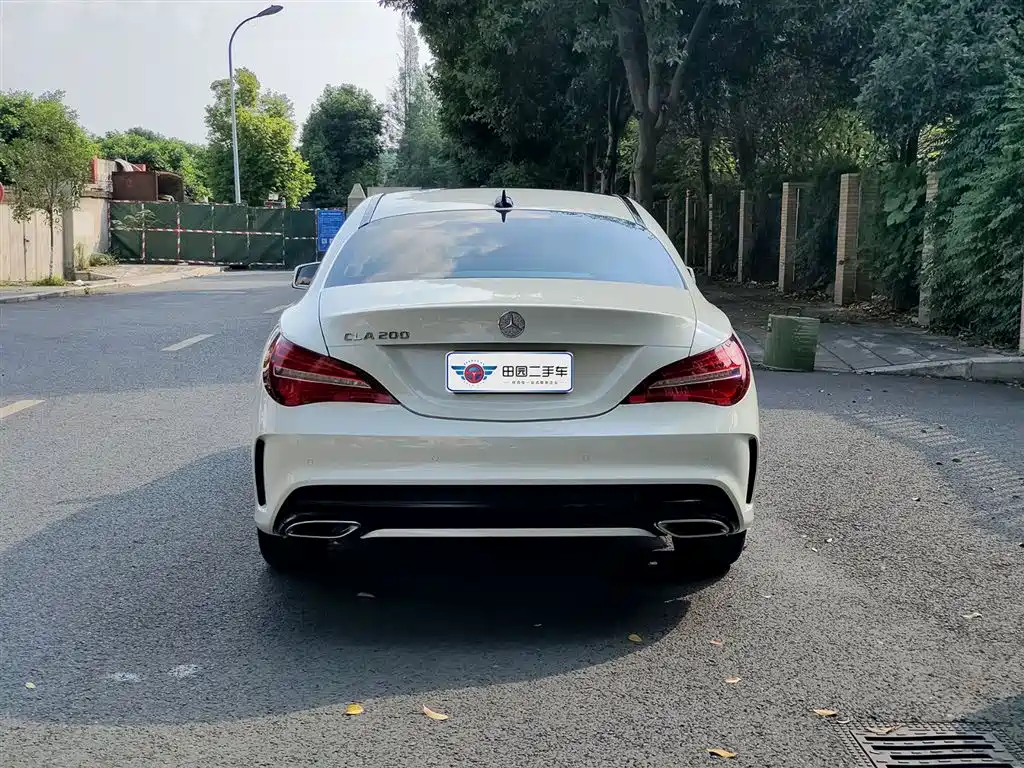Mercedes-Benz CLA 2017 CLA 200 Fashion