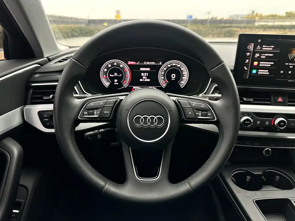 AUDI A4L
