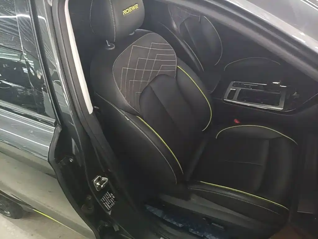 Roewe RX5 — миниатюра 25