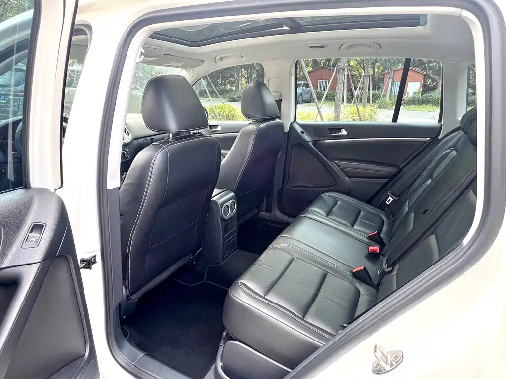 Volkswagen Tiguan — миниатюра 9