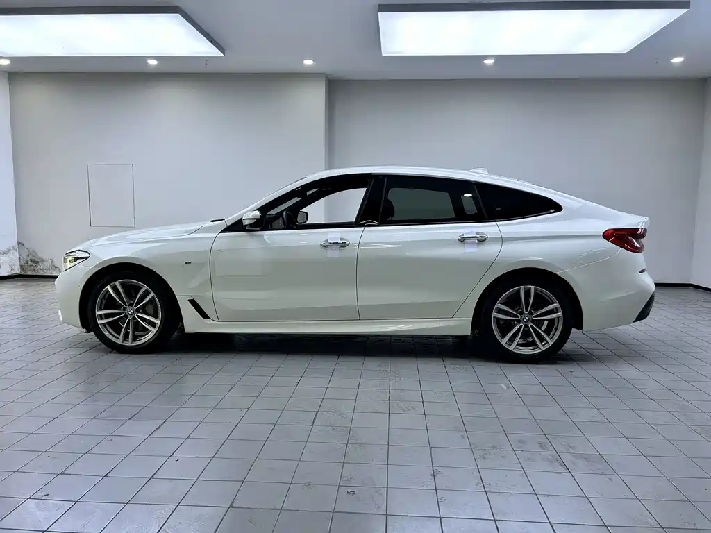 BMW 6 GT 2018 630i Luxury