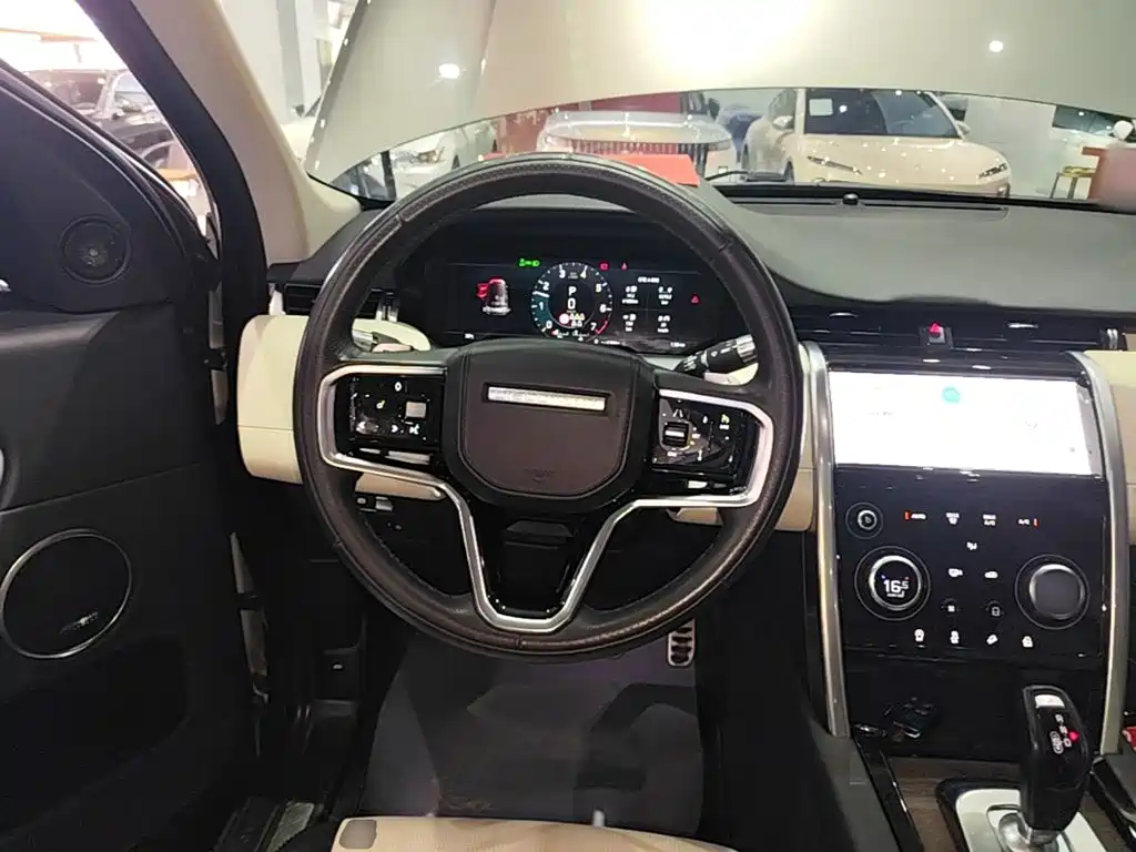 Land Rover Discovery Sport — миниатюра 11