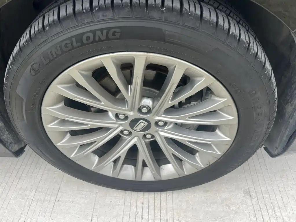 Bestune B70 2023 1.5T AT 70