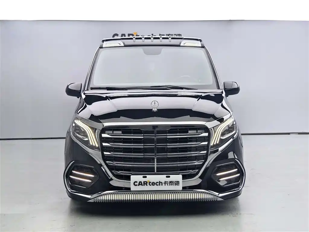 Mercedes-Benz Vito 2024 2.0T 7 мест