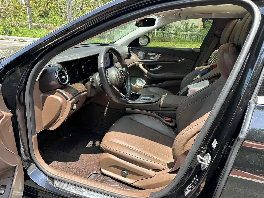 Mercedes-Benz E-Class E 2022 E 300 L Luxury
