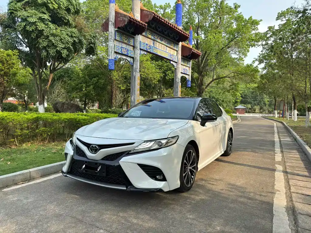 Toyota Camry 2018