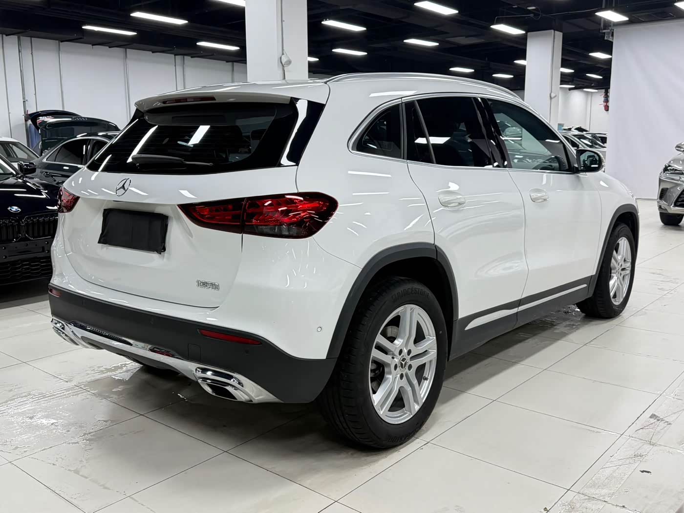 Mercedes-Benz GLA 1.3 л 2022 г. Белый, пробег 29000 км