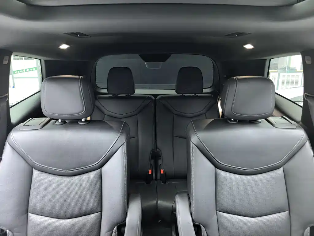 Cadillac XT6 2020 28T мест Luxury
