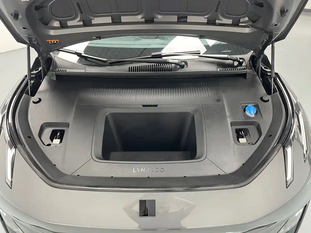Lynk & Co Z20 — миниатюра 19