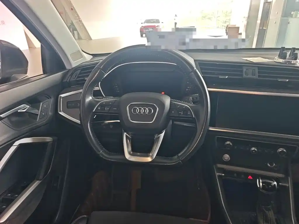 Audi Q3 — миниатюра 15