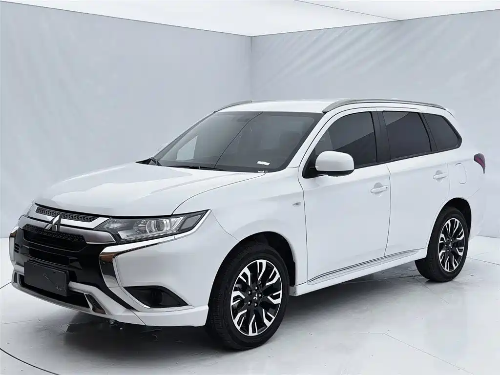 Mitsubishi Outlander 2022