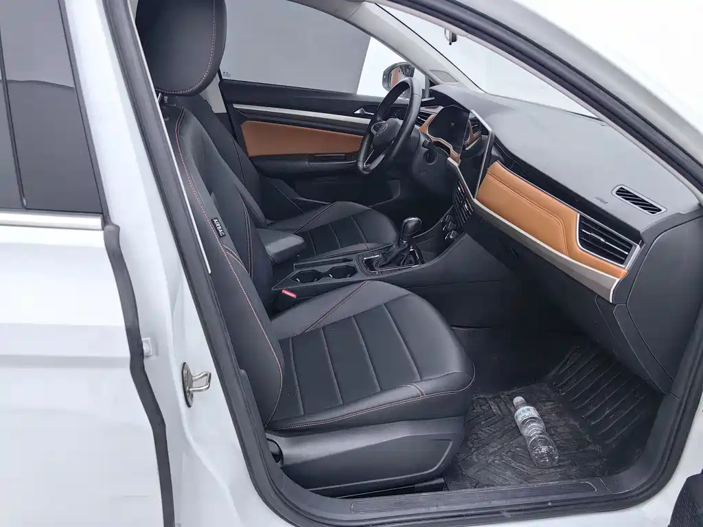 Volkswagen Bora — миниатюра 10