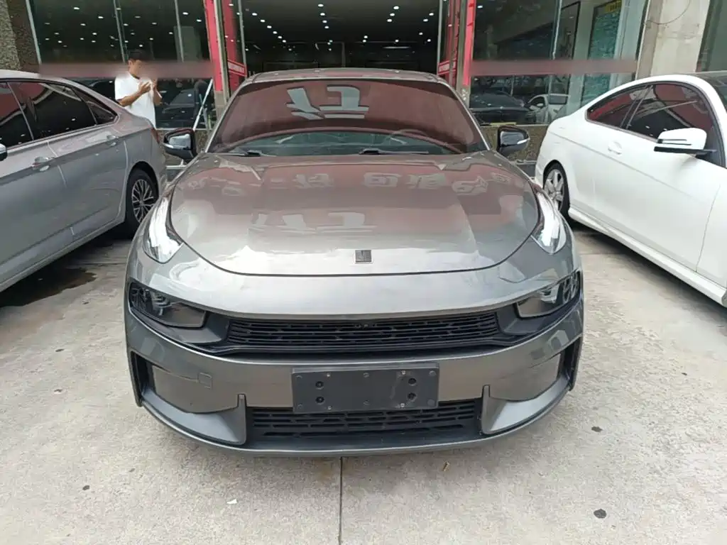 Lynk & Co 03 — миниатюра 3