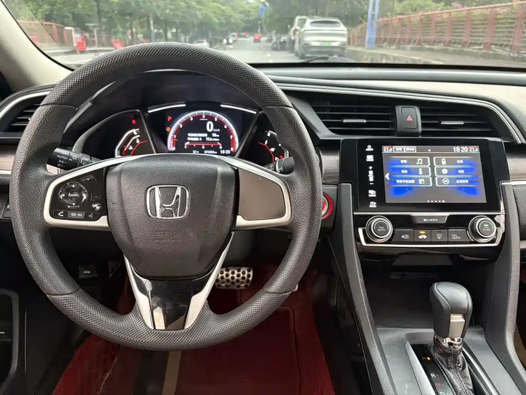 Honda Civic — миниатюра 17