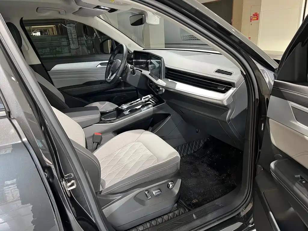 VOLKSWAGEN RANGE PATROL