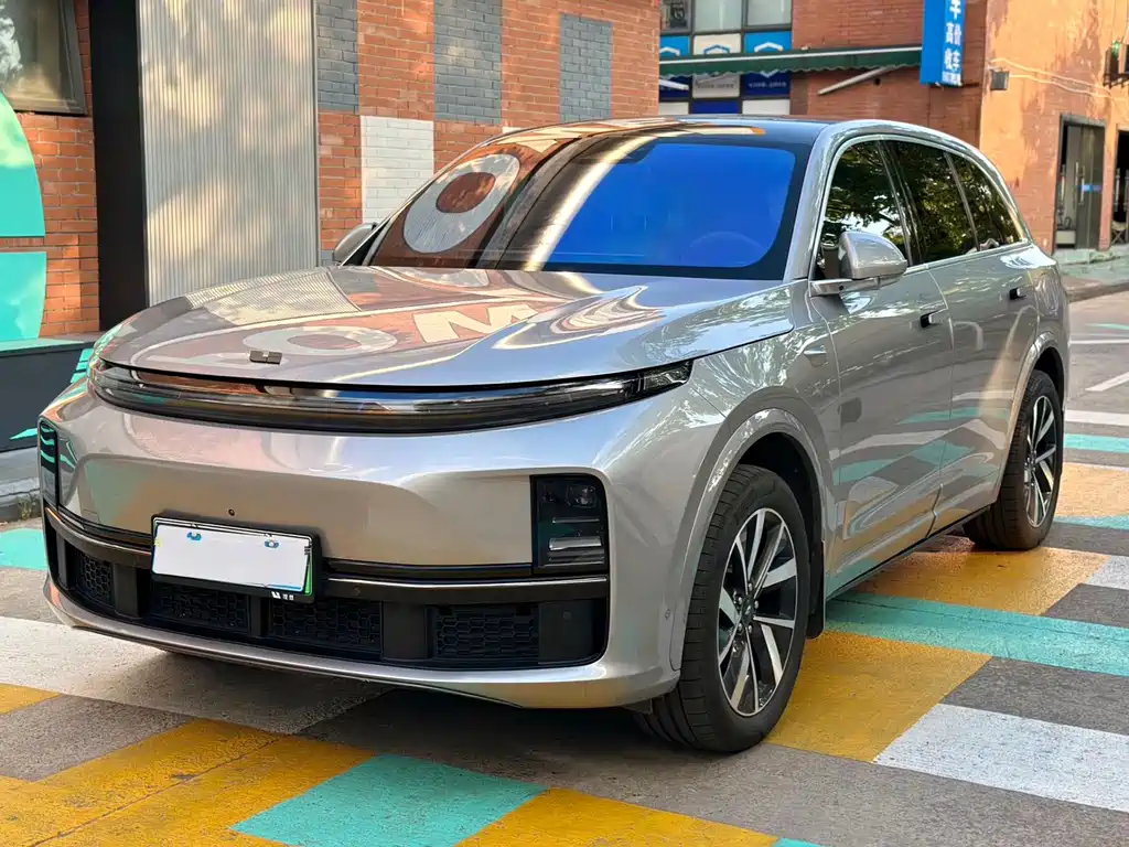 Li Auto L7