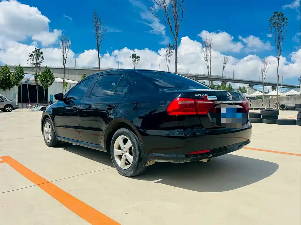 Volkswagen Lavida — миниатюра 7